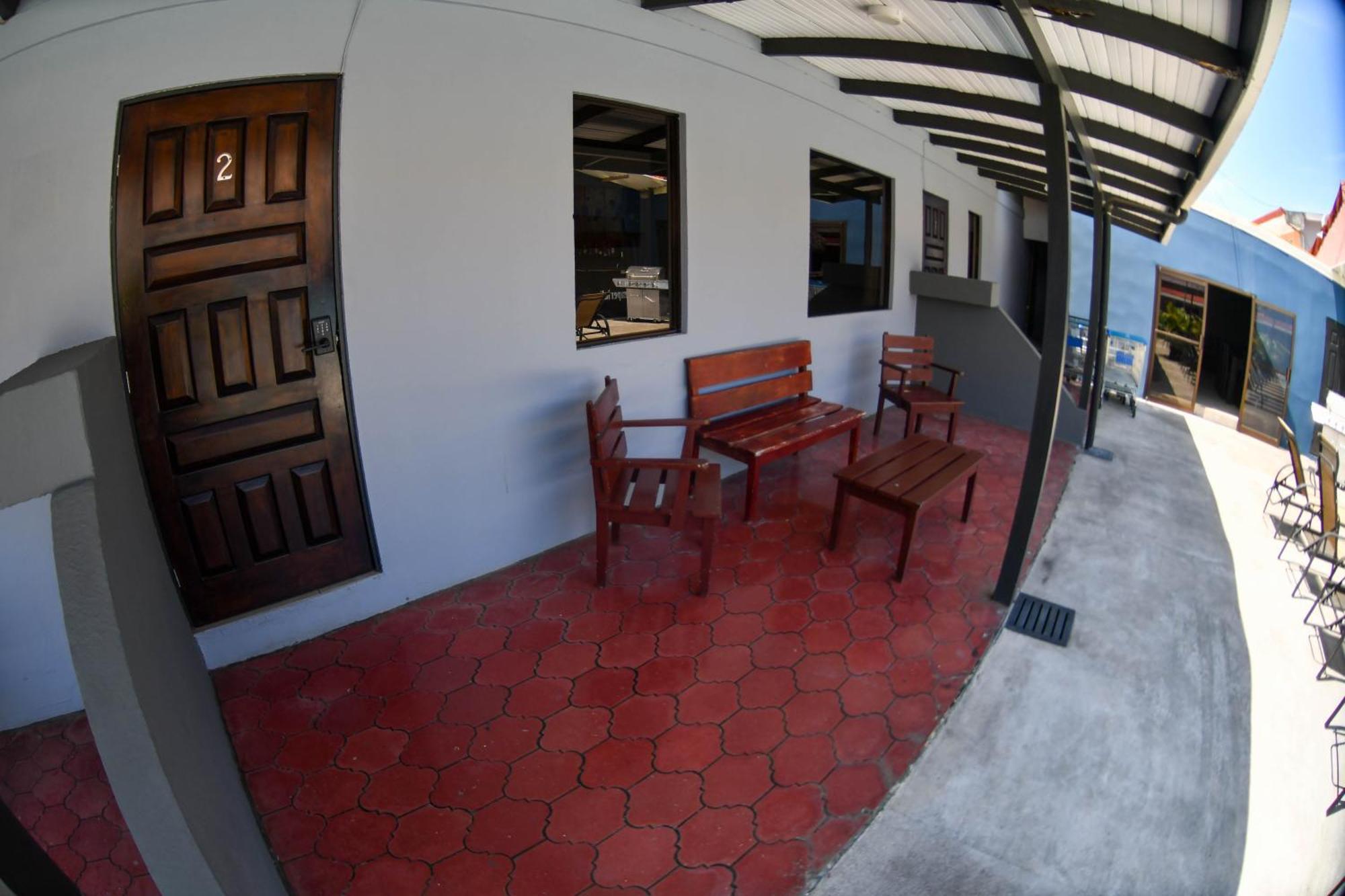 Republik Hotel, Bistro And Nightclub On Site 哈科 外观 照片